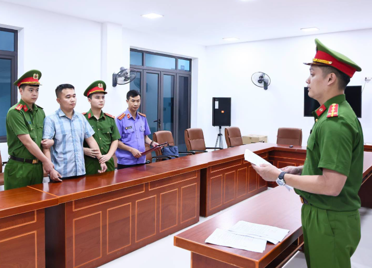 Tuyên Quang: Thi hành lệnh giữ người khẩn cấp đối với 1 giáo viên liên quan vụ 